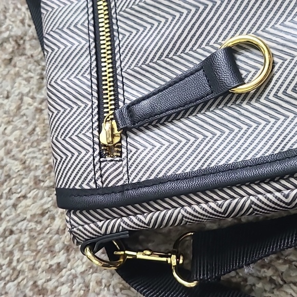 Skip Hop Black and White Women's Bag - Picture 2 of 6